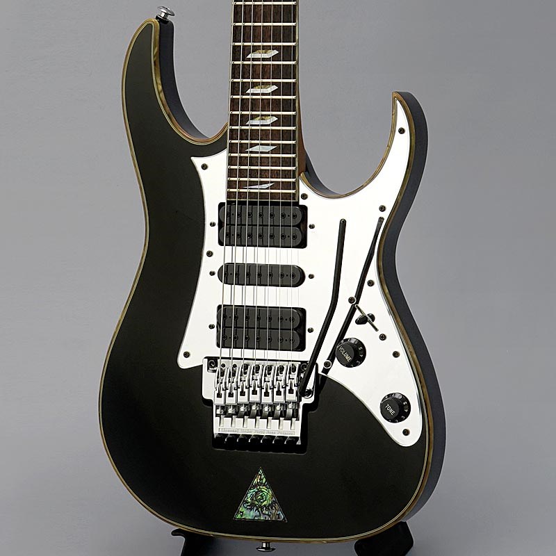 Ibanez UV777P (Black)の画像